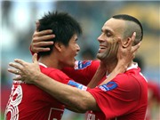 Bóng đá anh, ngoại hạng anh, lịch thi đấu euro 2012, Hai cầu thủ Ninh Bình đánh nhau trên xe bus